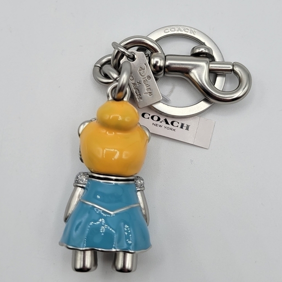 Coach Disney Cinderella Bear Keychain bag charm - Picture 3 of 6